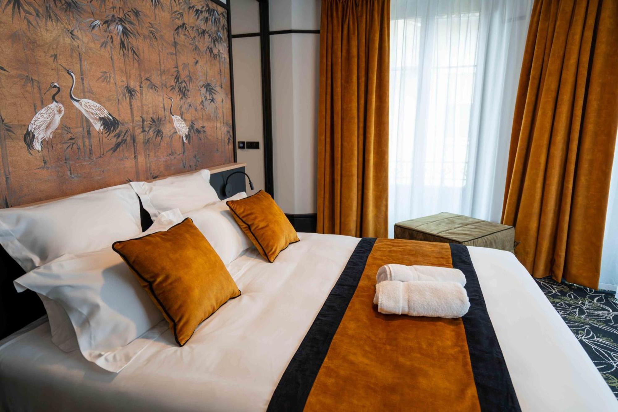 Hotel Et Restaurant Le Regina Le Puy-en-Velay Zewnętrze zdjęcie